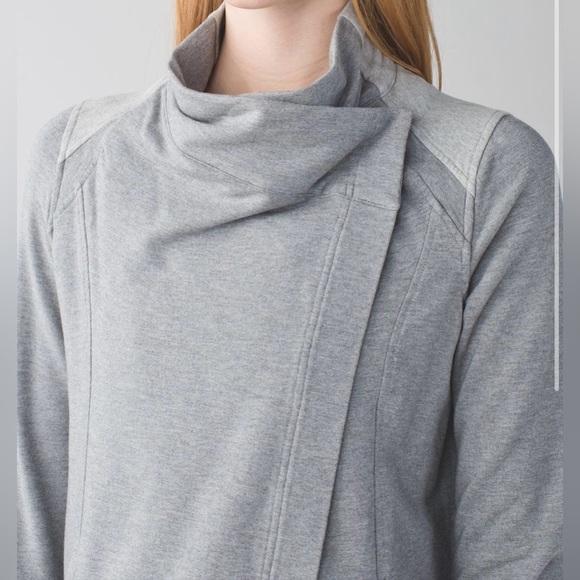 lululemon athletica Jackets & Blazers - Heathered Gray Lululemon Coast Wrap- EUC